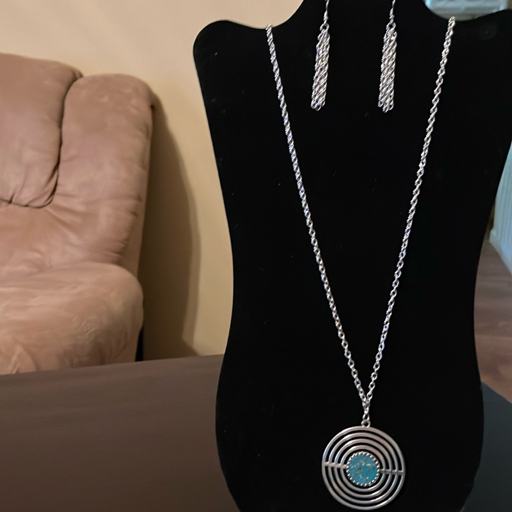 Long necklace